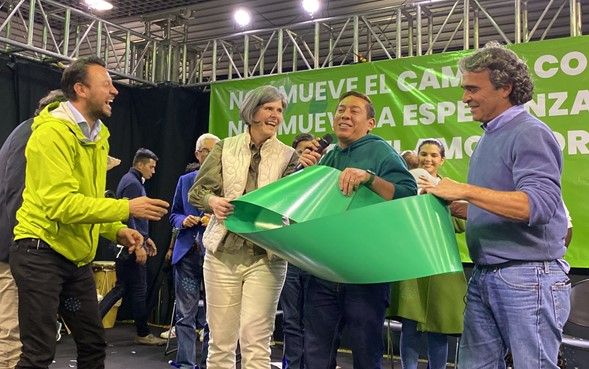 El Centro se Fortalece con la Llegada de Carlos Amaya y se Siente el Legado de Mockus al Congreso